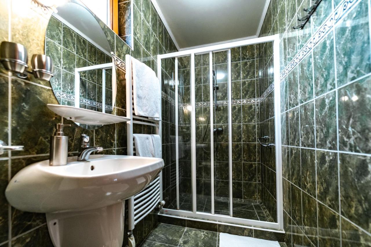 Estike Apartman ยูลา ภายนอก รูปภาพ